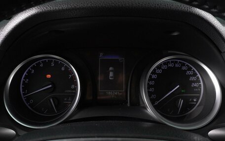Toyota Camry, 2018 год, 2 625 000 рублей, 15 фотография
