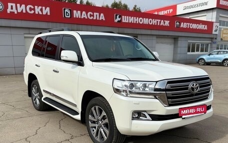 Toyota Land Cruiser 200, 2016 год, 6 150 000 рублей, 4 фотография