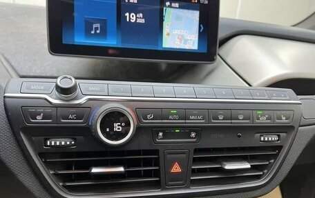 BMW i3 I01 рестайлинг, 2018 год, 1 490 000 рублей, 15 фотография