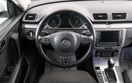 Volkswagen Passat B7, 2011 год, 1 299 000 рублей, 15 фотография