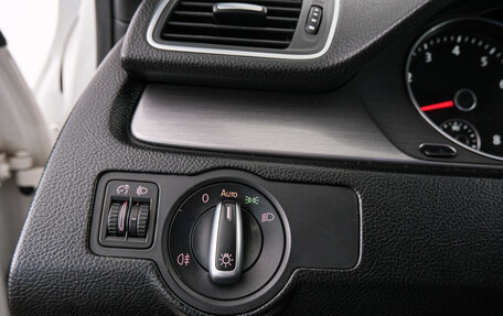 Volkswagen Passat B7, 2011 год, 1 299 000 рублей, 18 фотография