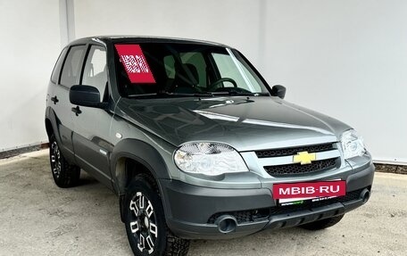 Chevrolet Niva I рестайлинг, 2013 год, 550 000 рублей, 2 фотография