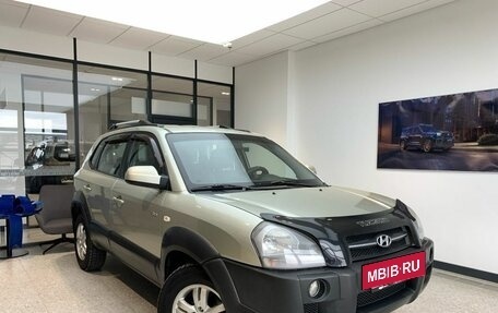Hyundai Tucson III, 2006 год, 690 000 рублей, 3 фотография