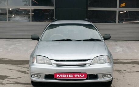 Toyota Caldina, 2002 год, 600 000 рублей, 2 фотография