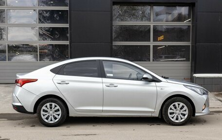 Hyundai Solaris II рестайлинг, 2020 год, 1 375 000 рублей, 4 фотография