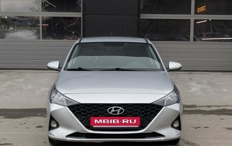 Hyundai Solaris II рестайлинг, 2020 год, 1 375 000 рублей, 2 фотография