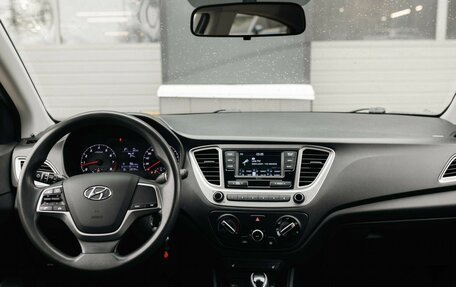 Hyundai Solaris II рестайлинг, 2020 год, 1 375 000 рублей, 10 фотография