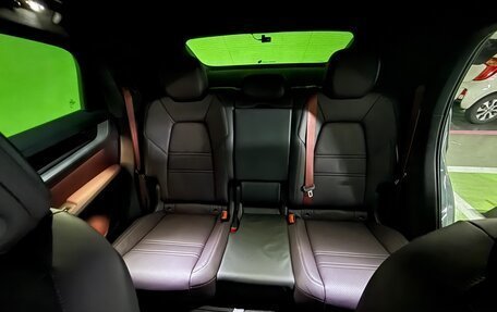 Porsche Cayenne III, 2025 год, 17 595 000 рублей, 5 фотография