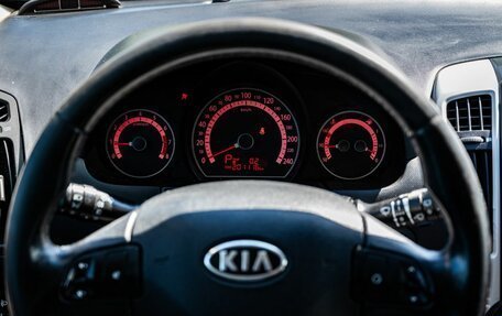 KIA cee'd I рестайлинг, 2010 год, 800 000 рублей, 16 фотография