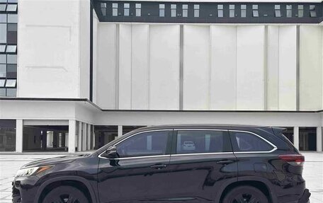 Toyota Highlander III, 2021 год, 3 130 000 рублей, 4 фотография