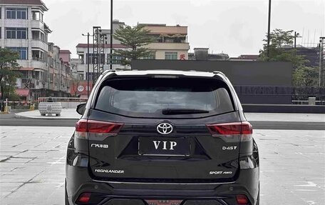 Toyota Highlander III, 2021 год, 3 130 000 рублей, 6 фотография