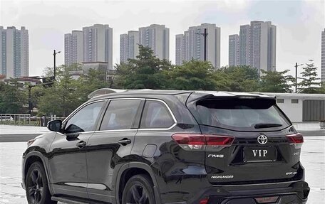 Toyota Highlander III, 2021 год, 3 130 000 рублей, 7 фотография