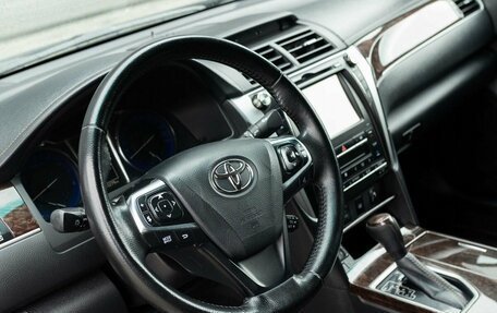 Toyota Camry, 2017 год, 2 630 000 рублей, 11 фотография