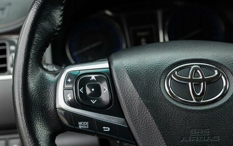 Toyota Camry, 2017 год, 2 630 000 рублей, 12 фотография