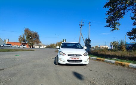 Hyundai Accent IV, 2012 год, 630 000 рублей, 4 фотография