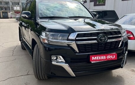 Toyota Land Cruiser 200, 2020 год, 9 150 000 рублей, 3 фотография