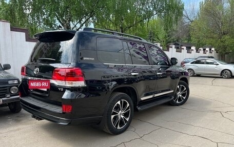 Toyota Land Cruiser 200, 2020 год, 9 150 000 рублей, 2 фотография