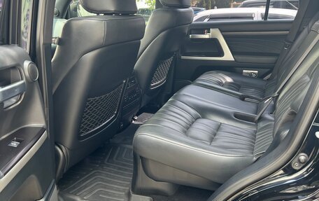 Toyota Land Cruiser 200, 2020 год, 9 150 000 рублей, 15 фотография