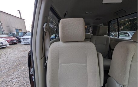 Toyota ISis I, 2016 год, 965 000 рублей, 14 фотография
