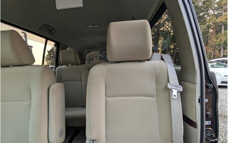 Toyota ISis I, 2016 год, 965 000 рублей, 32 фотография