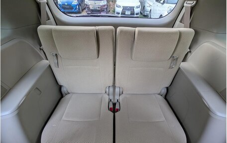 Toyota ISis I, 2016 год, 965 000 рублей, 34 фотография