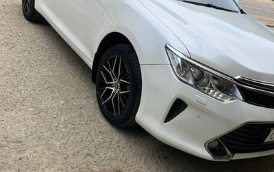 Toyota Camry, 2015 год, 1 850 000 рублей, 1 фотография