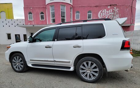Toyota Land Cruiser 200, 2012 год, 4 000 000 рублей, 1 фотография