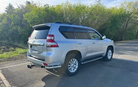 Toyota Land Cruiser Prado 150 рестайлинг 2, 2016 год, 3 650 000 рублей, 3 фотография