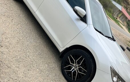 Toyota Camry, 2015 год, 1 850 000 рублей, 2 фотография