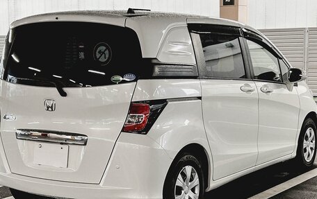 Honda Freed I, 2016 год, 810 000 рублей, 7 фотография