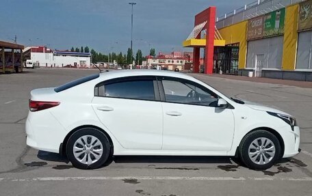 KIA Rio IV, 2020 год, 1 850 000 рублей, 6 фотография