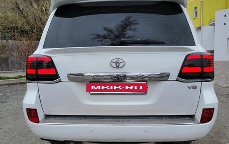 Toyota Land Cruiser 200, 2012 год, 4 000 000 рублей, 3 фотография
