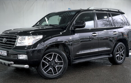 Toyota Land Cruiser 200, 2011 год, 3 300 000 рублей, 2 фотография