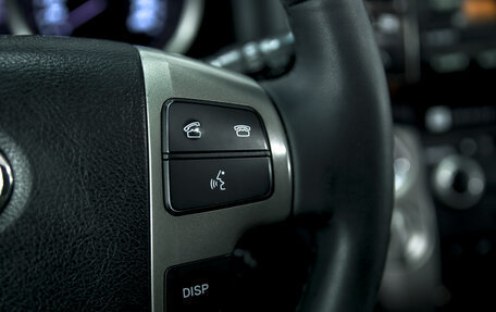 Toyota Land Cruiser 200, 2011 год, 3 300 000 рублей, 21 фотография