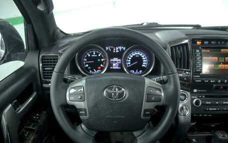 Toyota Land Cruiser 200, 2011 год, 3 300 000 рублей, 15 фотография