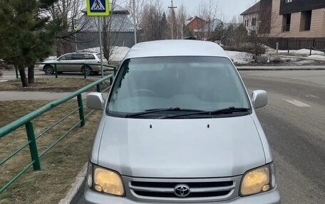 Toyota Town Ace III, 1999 год, 880 000 рублей, 2 фотография
