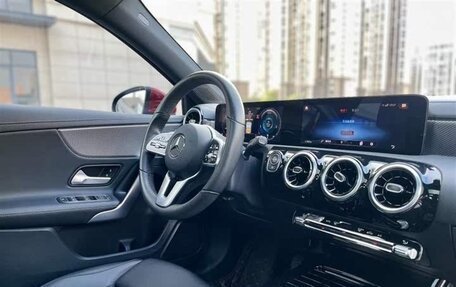 Mercedes-Benz A-Класс, 2021 год, 1 865 000 рублей, 10 фотография