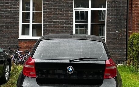 BMW 1 серия, 2011 год, 875 000 рублей, 3 фотография