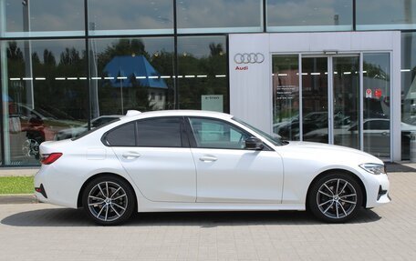BMW 3 серия, 2021 год, 3 499 000 рублей, 4 фотография