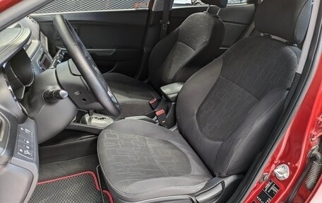KIA Rio III рестайлинг, 2013 год, 900 000 рублей, 16 фотография