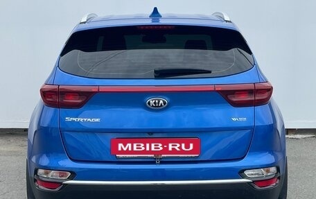 KIA Sportage IV рестайлинг, 2019 год, 2 300 000 рублей, 5 фотография