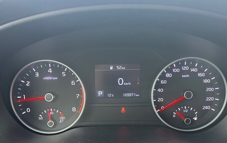 KIA Sportage IV рестайлинг, 2019 год, 2 300 000 рублей, 15 фотография