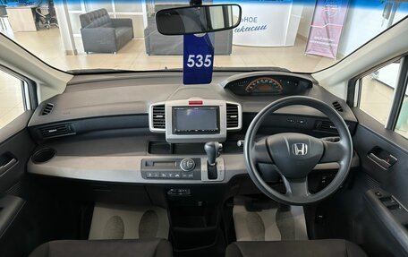 Honda Freed I, 2010 год, 1 179 000 рублей, 16 фотография