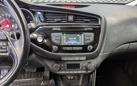 KIA cee'd III, 2015 год, 1 450 000 рублей, 29 фотография