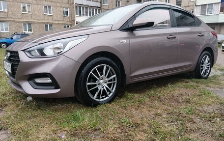 Hyundai Solaris II рестайлинг, 2019 год, 1 450 000 рублей, 2 фотография