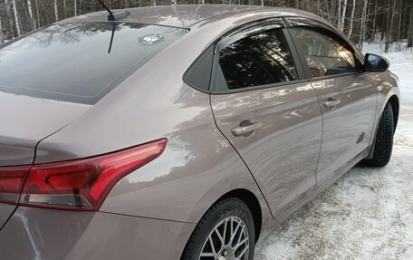 Hyundai Solaris II рестайлинг, 2019 год, 1 450 000 рублей, 23 фотография