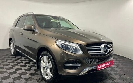 Mercedes-Benz GLE, 2016 год, 4 000 000 рублей, 3 фотография