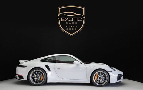 Porsche 911, 2021 год, 26 000 000 рублей, 3 фотография
