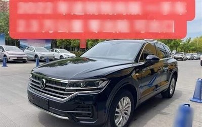 Volkswagen Touareg III, 2022 год, 4 950 000 рублей, 1 фотография