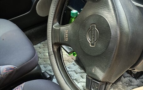 Nissan Cube II, 2000 год, 340 000 рублей, 14 фотография